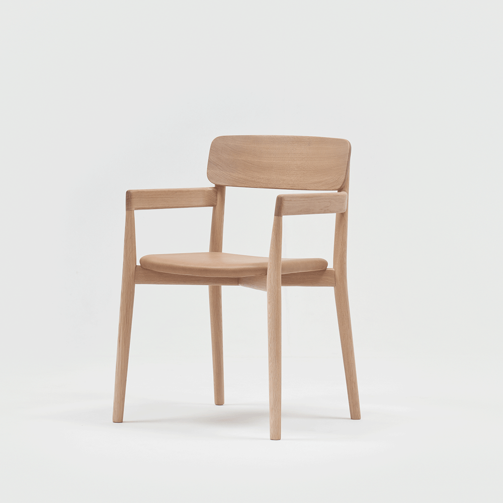 MIRA Carver Dining Chair